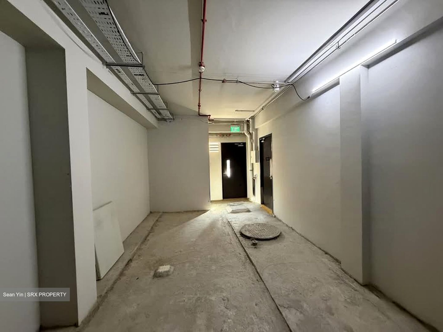 North Bridge Road (D7), Retail #541477721